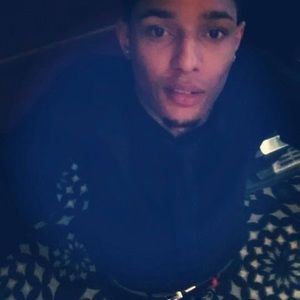 Meet your Posher, Chika